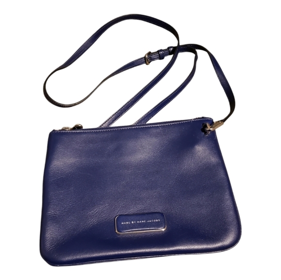 Mark Jacob's Cross Body Bag - Picture 1 of 12